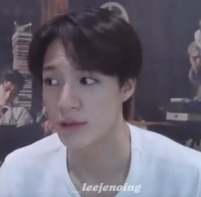 “เธอดูลูกอ้อนดิ”
“ทำไมลูกชอบแย่งที่หนู”
“เบบี๋”
“ก็ไหล่ปะปี๊ของหนูจริงๆนิ้”
