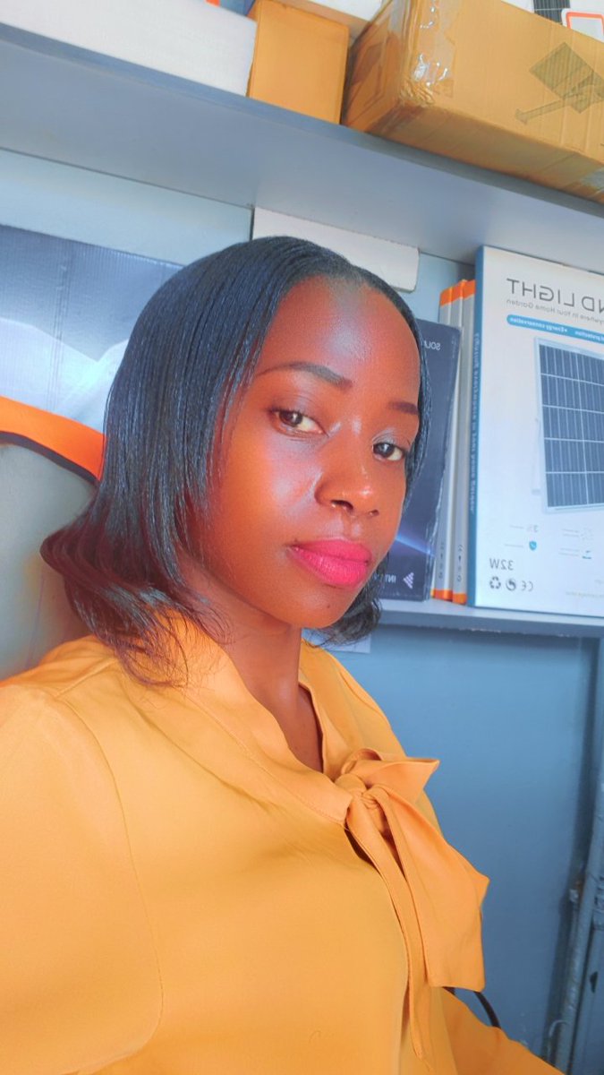ninsiima_emilly's tweet image. Monday Clients muliwa
#VarleysRenergySolar
#SolarLights
#SolarFloodLights
#SolarGelBattery 
#SolarWaterHeater
#HybridInverters
#SolarPanel