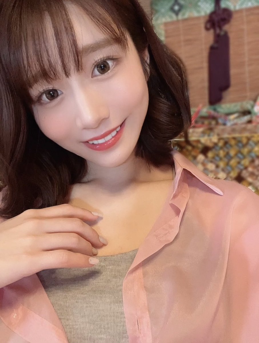 今日からロケです🫶🏻💗

1年ぶりのスタッフさん達もいて
とっても楽しい撮影です☺️ https://t.co/4OLt4UMy12