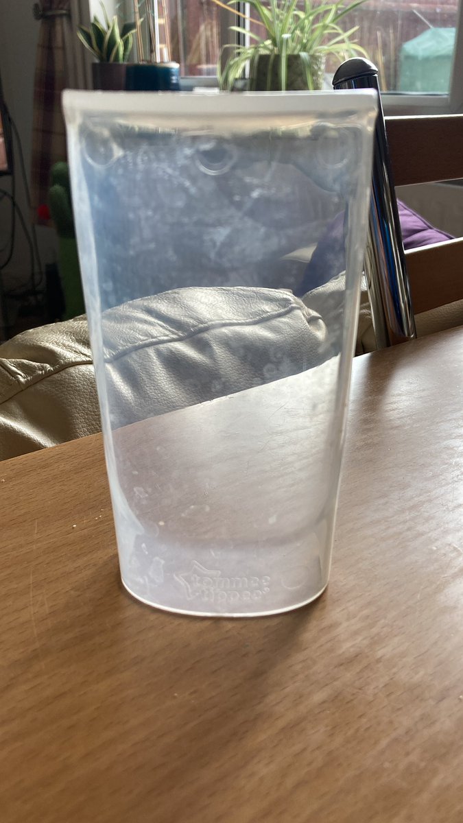 Ruthierolo's tweet photo. @tommeetippee_UK hello! I was given these ahead of having my first baby but I cannot work out what they are for. Are you able to help please? https://t.co/mLFEQ5mD40