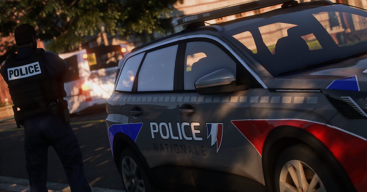 🚀[#MondayMotivation]

Aujourd'hui c'est la #rentree2023 🎒

Les #PoliciersSDCPJ sont mobilisés aux abords des écoles pour que votre rentrée se passe en toute sécurité ! 👮🏼

Bon courage aux étudiants, bonne journée ! 🙂

#PoliceNationale #Simulation #SimulationOpérationnelle