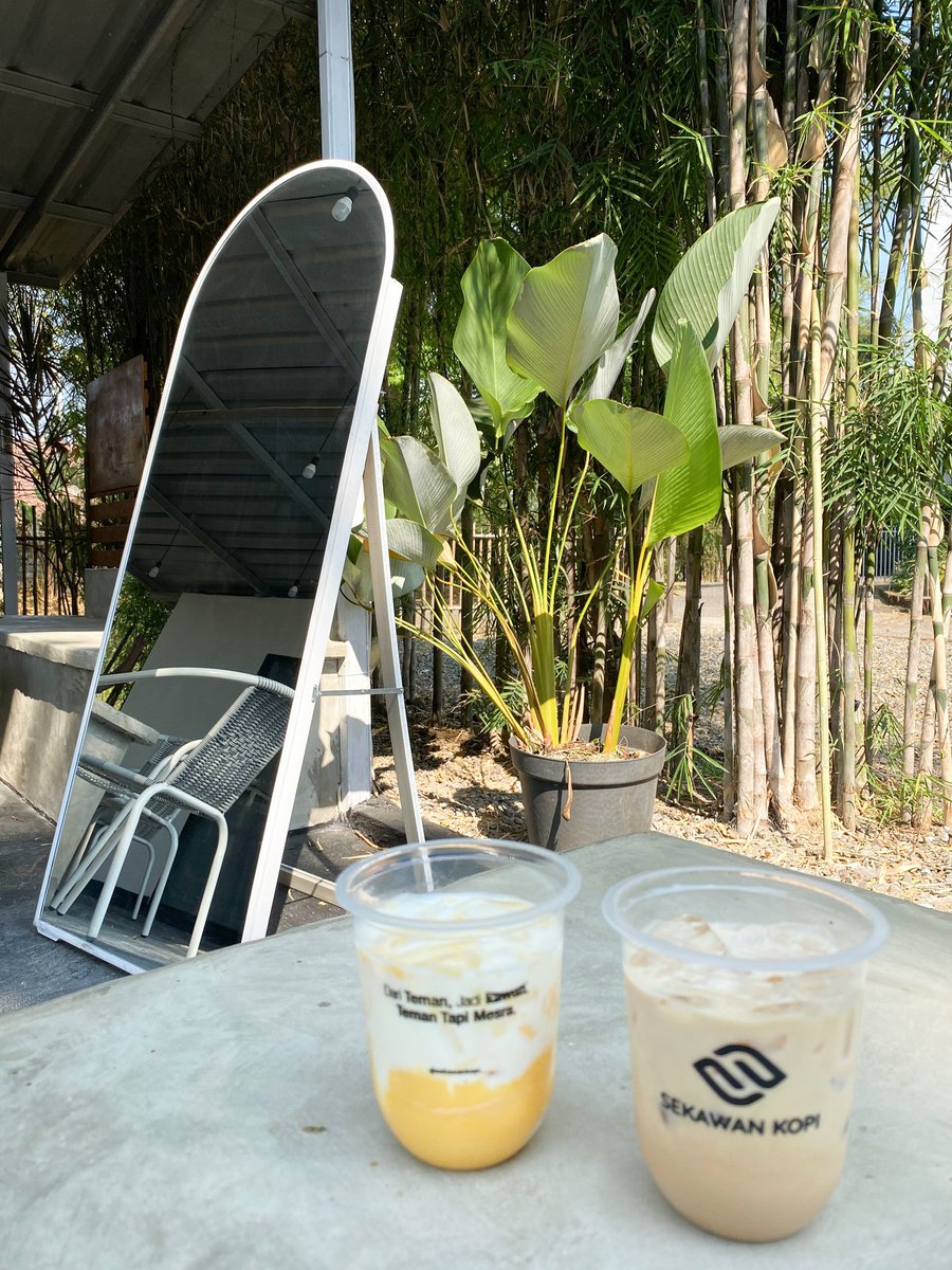 ☕Sekawan Kopi &amp; Space
📍Jl.Pratista Timur VIII No.36, Antapani Bandung. (Apartemen diloggia)
⏰ 09.00 - 23.00/16.00 - 23.00

Retweet,like, &amp; Share.
Terima kasih 🙏