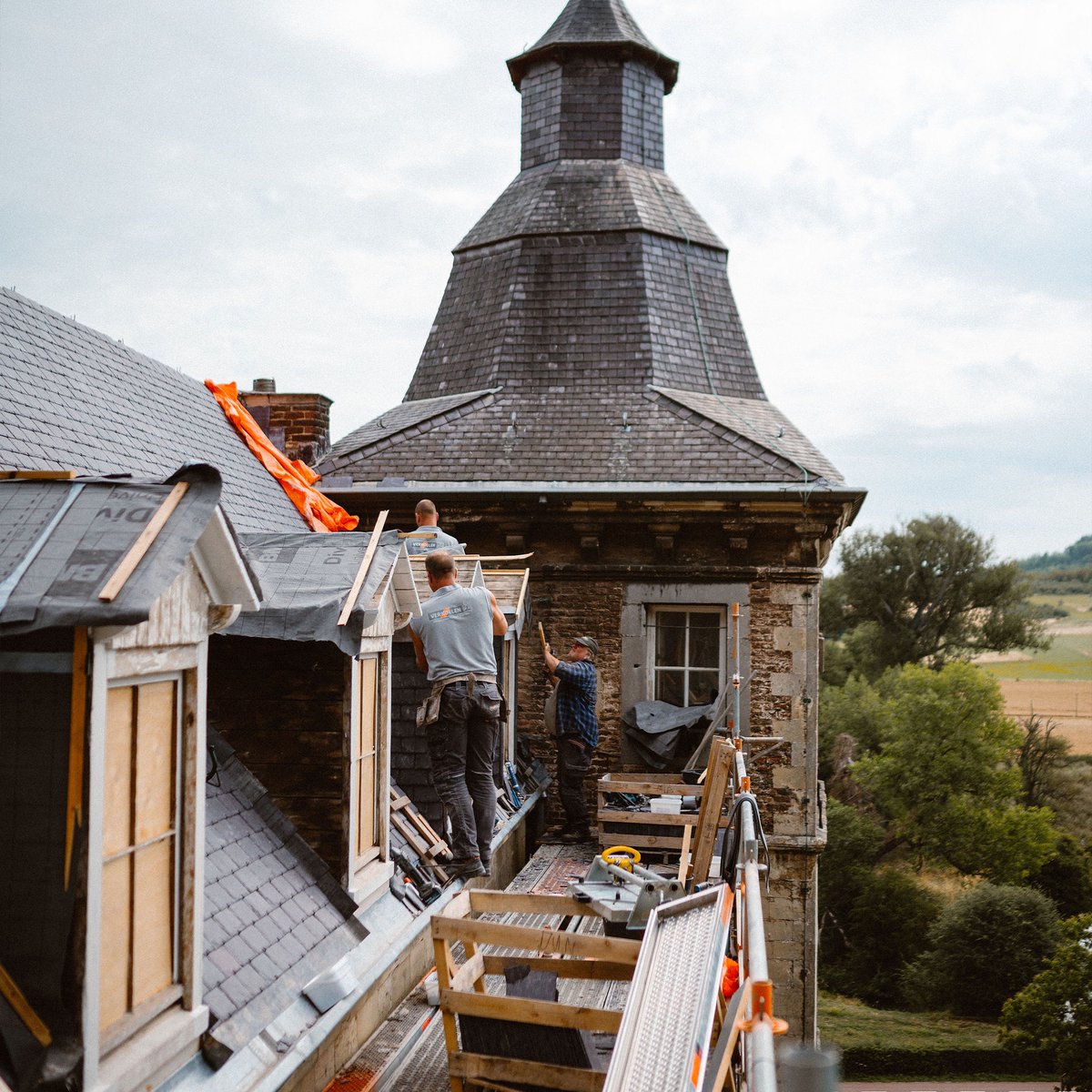 Château Neercanne tweet media