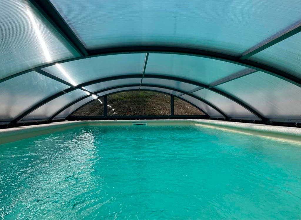 Tecnyvan's tweet photo. ¡Descubre nuestro nuevo proyecto en Gijón, Asturias! Hemos traído la elegancia de Tecnyvan al norte de España. 🏊♀️💫 Con nuestra cubierta Teide, tu piscina se transforma en un oasis todo el año. 🌴✨
https://t.co/iPQxj449Ly #CubiertaParaPiscina #Gijón #Tecnyvan #Asturias https://t.co/ElEIGAOJJm