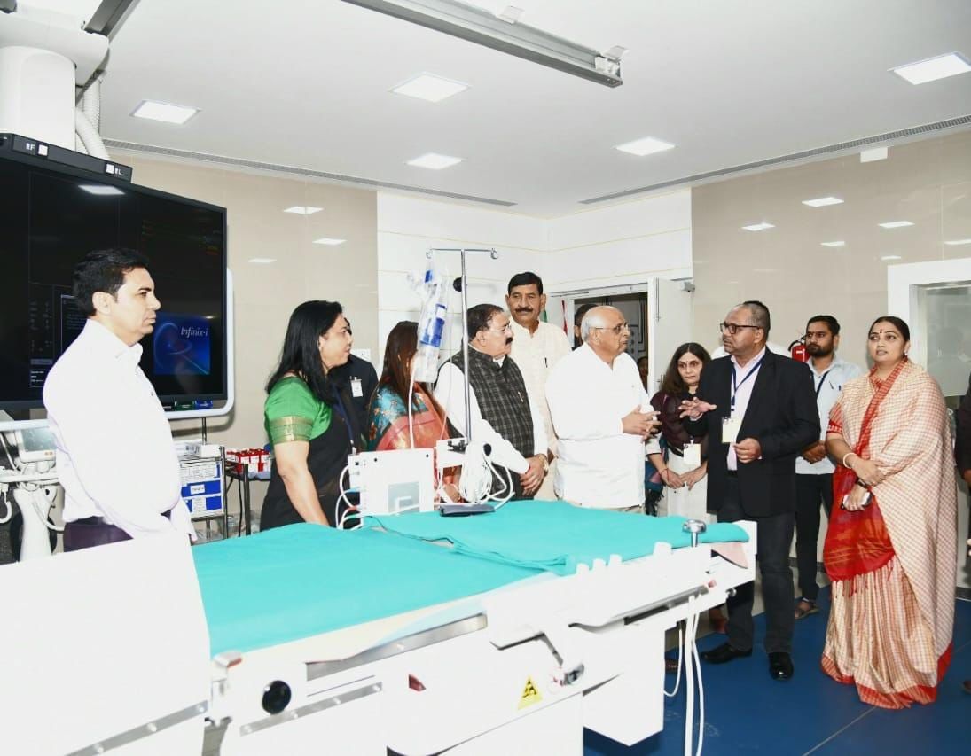 Gujarat CM inaugurates cath lab at Rajkot civil hospital