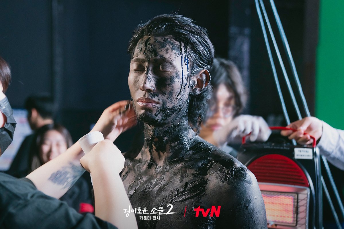 CJnDrama's tweet photo. <경이로운 소문2: 카운터 펀치> 11화 비하인드 스틸 하드털이 (2)

경소문즈 카메라 OFF때는 이렇게나 귀여운 걸?
다시보는 주석의 내면 진흙탕 결투와 아지트 습격! 

👉🏻 더 많은 비하인드 스틸은 홈페이지에서!

<경이로운 소문2: 카운터 펀치> https://t.co/AOnYmK109I