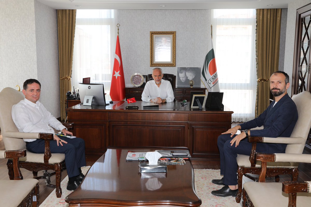Ahmet Poyraz (@ahmettpoyraz) on Twitter photo Sektöründe öncü firmalardan olan Akgün Soğutma fabrika müdürü Süleyman Çavuşoğlu beyefendiyi belediyemizde misafir ediyoruz. Nazik ziyaretlerinden dolayı kendilerine teşekkür ediyorum. Sektöründe öncü firmalardan olan Akgün Soğutma fabrika müdürü Süleyman Çavuşoğlu beyefendiyi belediyemizde misafir ediyoruz. Nazik ziyaretlerinden dolayı kendilerine teşekkür ediyorum.