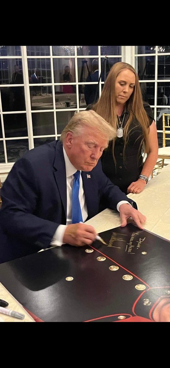 CherylRex13's tweet photo. Thank you for meeting with me @realDonaldTrump https://t.co/4s30oFqxeJ