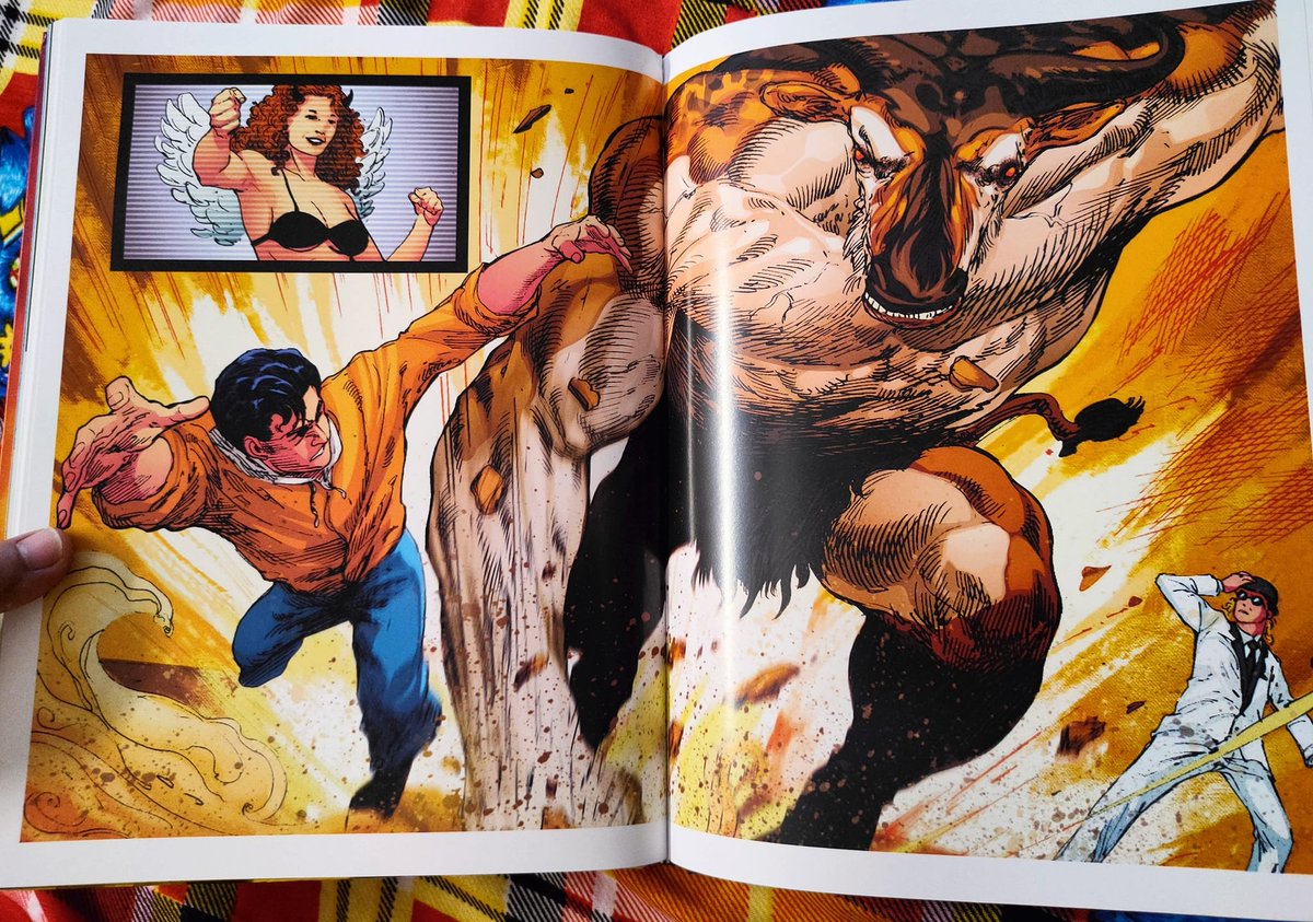 HolyCowEnt's tweet photo. The one of a kind #Artbook celebrating 12 years of #Superstar artist @gauravsketches with #HolyCow is just breathtaking!

This 200 pg big size #Hardcover edition is now available with https://t.co/BmdPunHWfZ and https://t.co/QZ6L0tE1lp 

#hcverse #indiecomics #makingcomics #desh https://t.co/52oyykw9O1