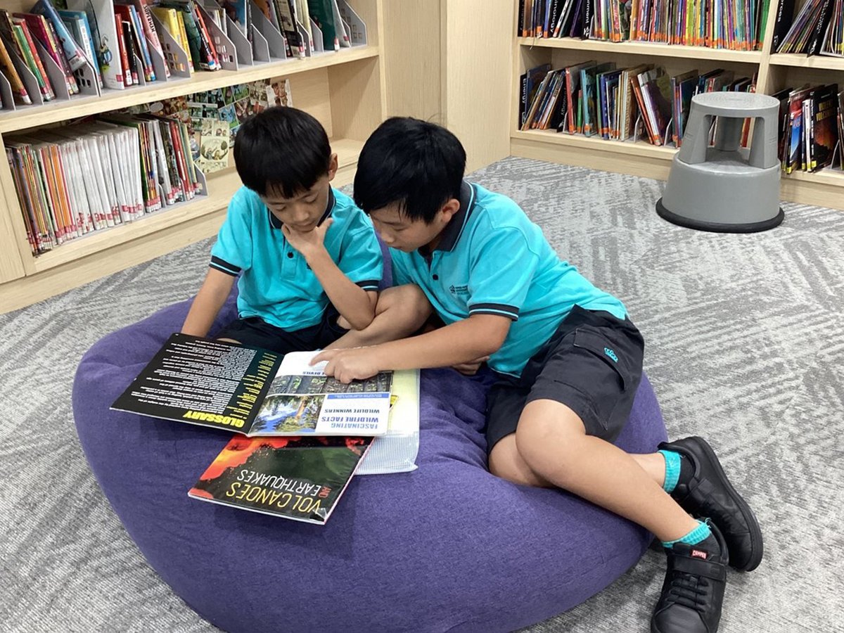 NAISHongKong's tweet photo. Each Year 5 class has begun a partnership with a buddy class from Year 2. Year 5 children support and teach their Year 2 buddies decoding and comprehension strategies, while learning empathy, patience and social responsibility themselves. 
#NAISHongKong #NordAngliaEducation https://t.co/AUpUgrN8p0