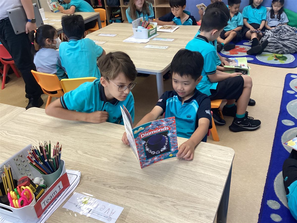 NAISHongKong's tweet photo. Each Year 5 class has begun a partnership with a buddy class from Year 2. Year 5 children support and teach their Year 2 buddies decoding and comprehension strategies, while learning empathy, patience and social responsibility themselves. 
#NAISHongKong #NordAngliaEducation https://t.co/AUpUgrN8p0
