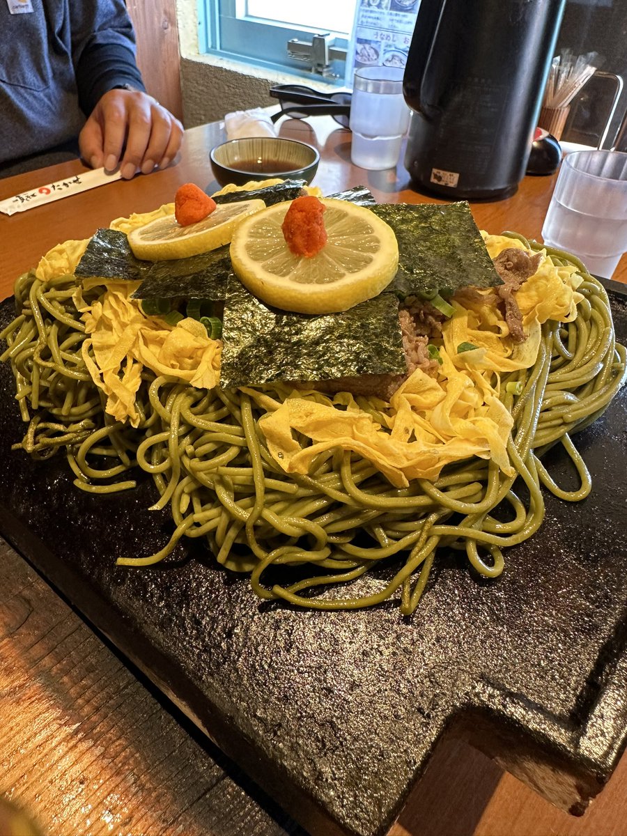 wk__chan's tweet photo. 久しぶりの投稿です。
YouTube収益化の条件が少し優しくなったみたい🥳
登録者数はクリア🫶
あとは2本　K君に動画上げて貰えばクリア🫶

ただ…
我が家のYouTubeは再生時間がまだまだ足りない😣

目標達成して達成感を味わいたい😤

#YouTube収益化
#YouTuberさんと繋がりたい https://t.co/QzbXPODVvL
