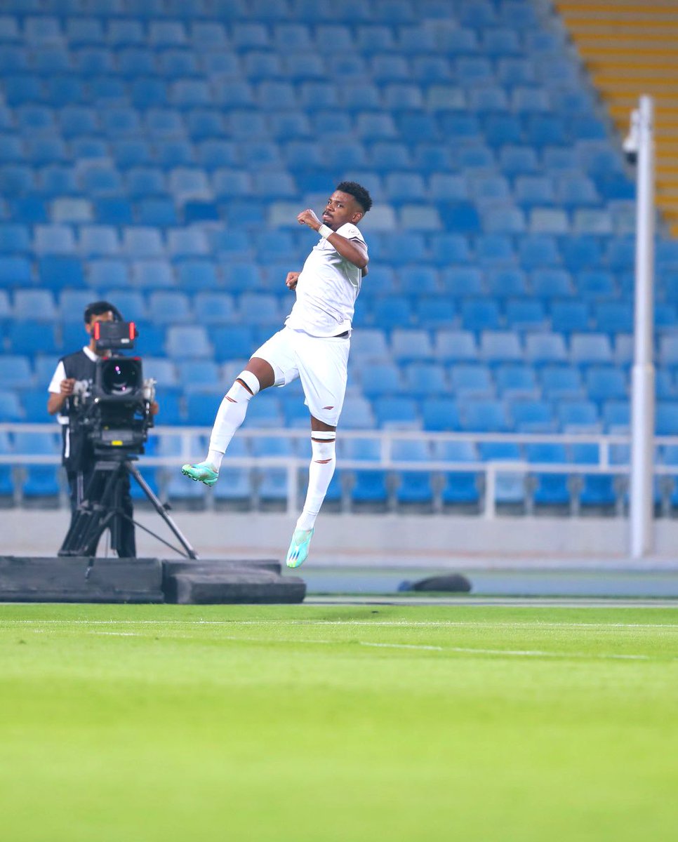 saad9mwalad's tweet photo. ⚽️القادم أجمل بتوفيق الله🙏

#يلا_شباب #الدوري_الرديف
#الشباب https://t.co/FDmTIQc0mE