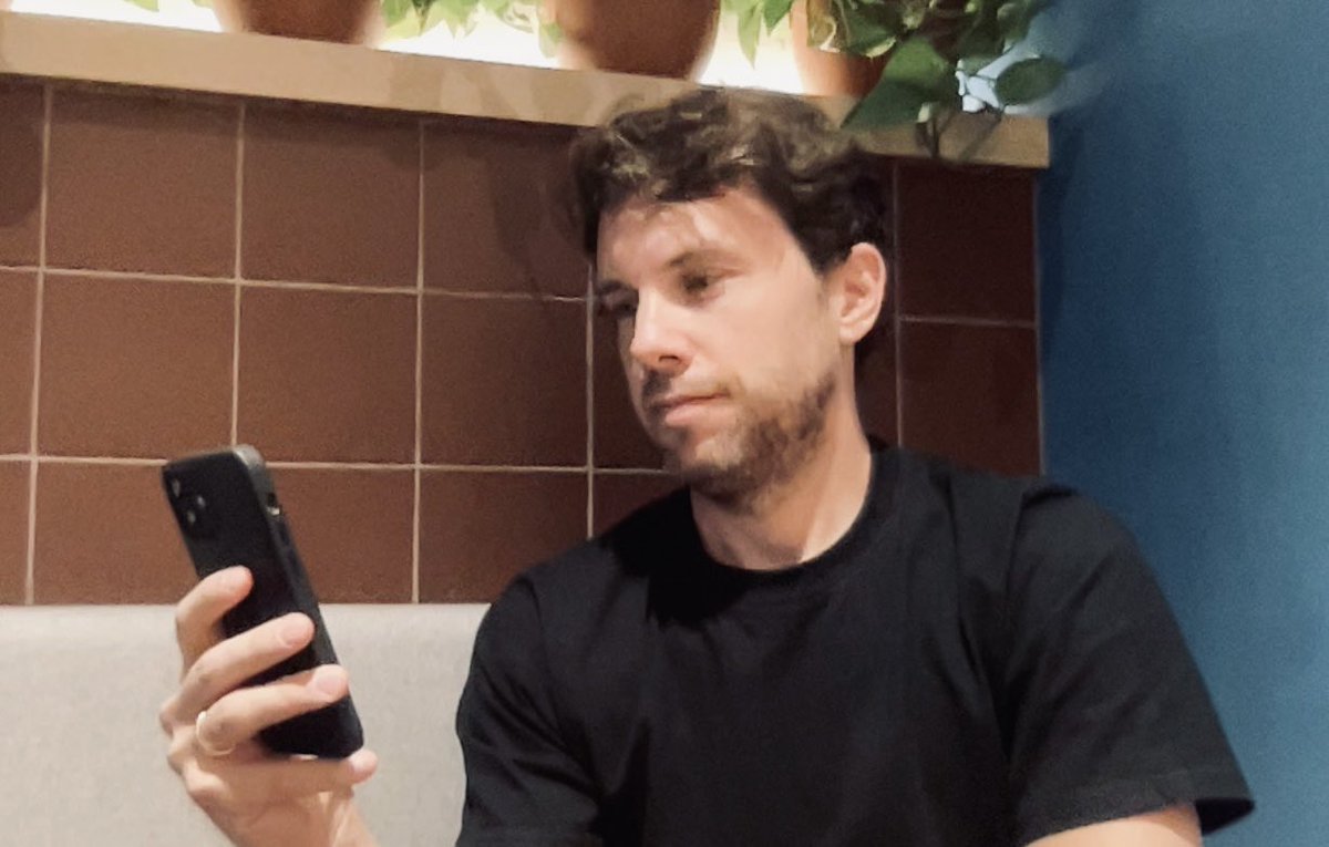 ChrWust's tweet image. POV: You’re sending PDF files to your customers and they try to read them on their smartphones. 

NoCode makes it so easy to create responsive web formats. 

What’s holding you back?

#nopdf #nocode #digital #marketing #sales