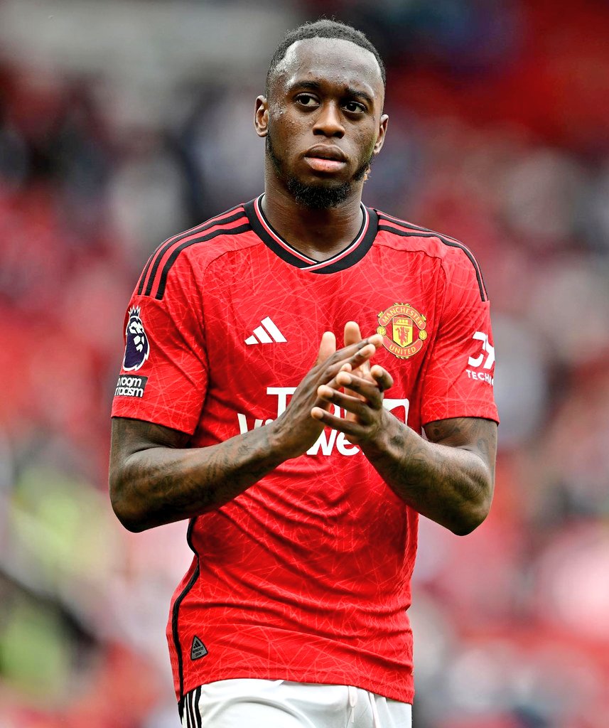 UtdFaithfuls's tweet photo. More respect for Aaron Wan-Bissaka.

Man does his talking on the pitch. ❤️ https://t.co/CbMZ7o2k8U