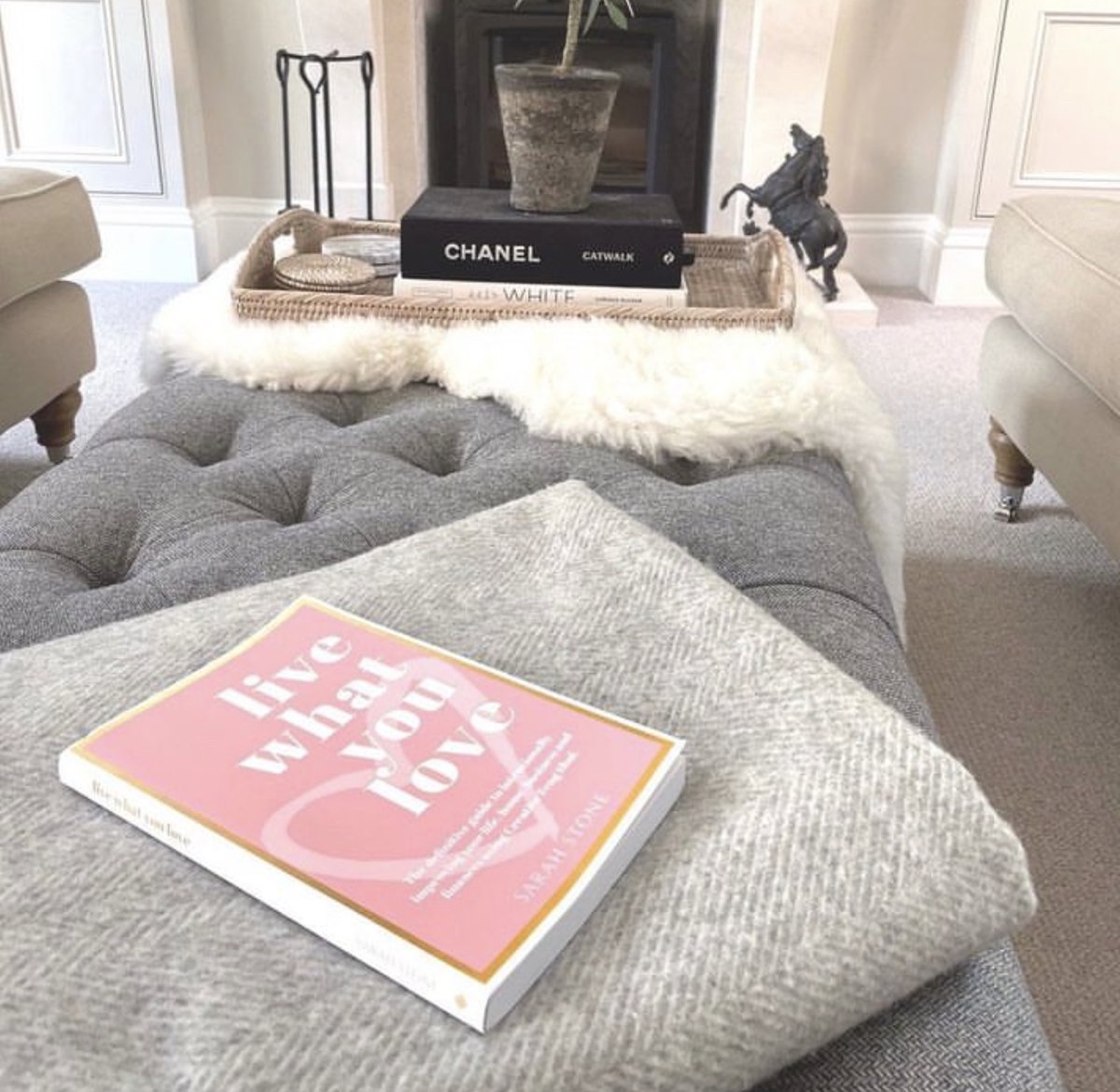 sarahstonecom's tweet photo. Clear, Cleanse &amp; Balance Your Space

Everyone tends to focus on their ‘Spring Clean’ in Spring but I highly recommend creating space for the energy of the season. CLEAR or store away anything you don’t need, want or require as you enter the next session. CLEANSE by creating space https://t.co/MiHMc5ex7w