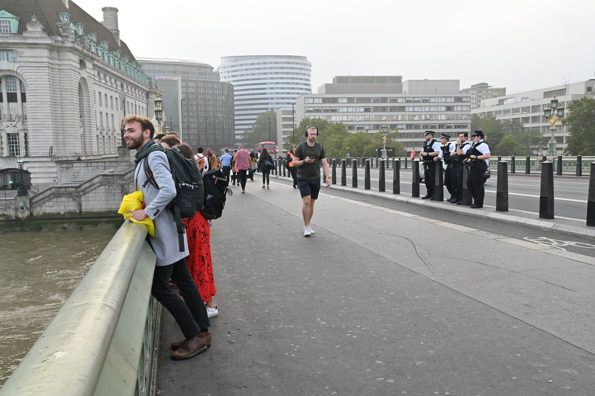 Fossil Free London tweet media