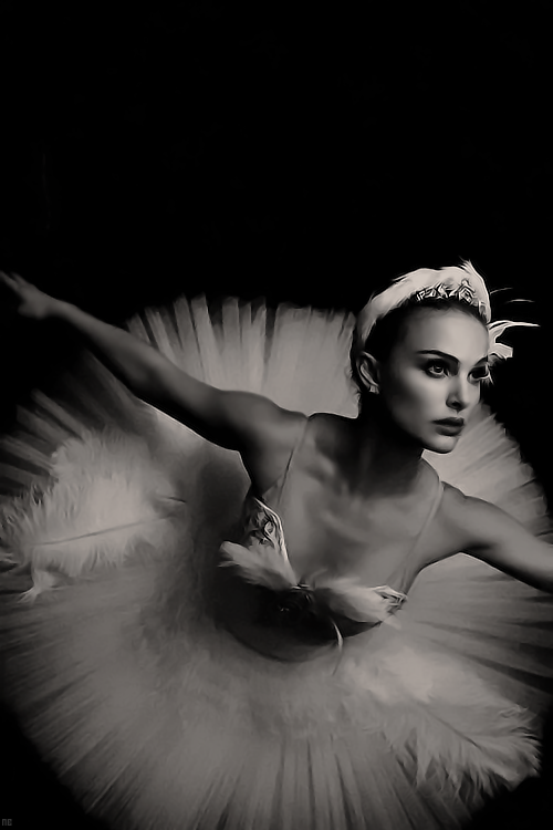 Factsonfilm's tweet photo. Natalie Portman says that no director wanted to work with her after starring in the Star Wars prequel trilogy because everyone thought she was a 'horrible actress' 

Since then, she has been nominated for 3 Oscars and won Best Actress for 'Black Swan' (2011) https://t.co/8BADmbkR5D