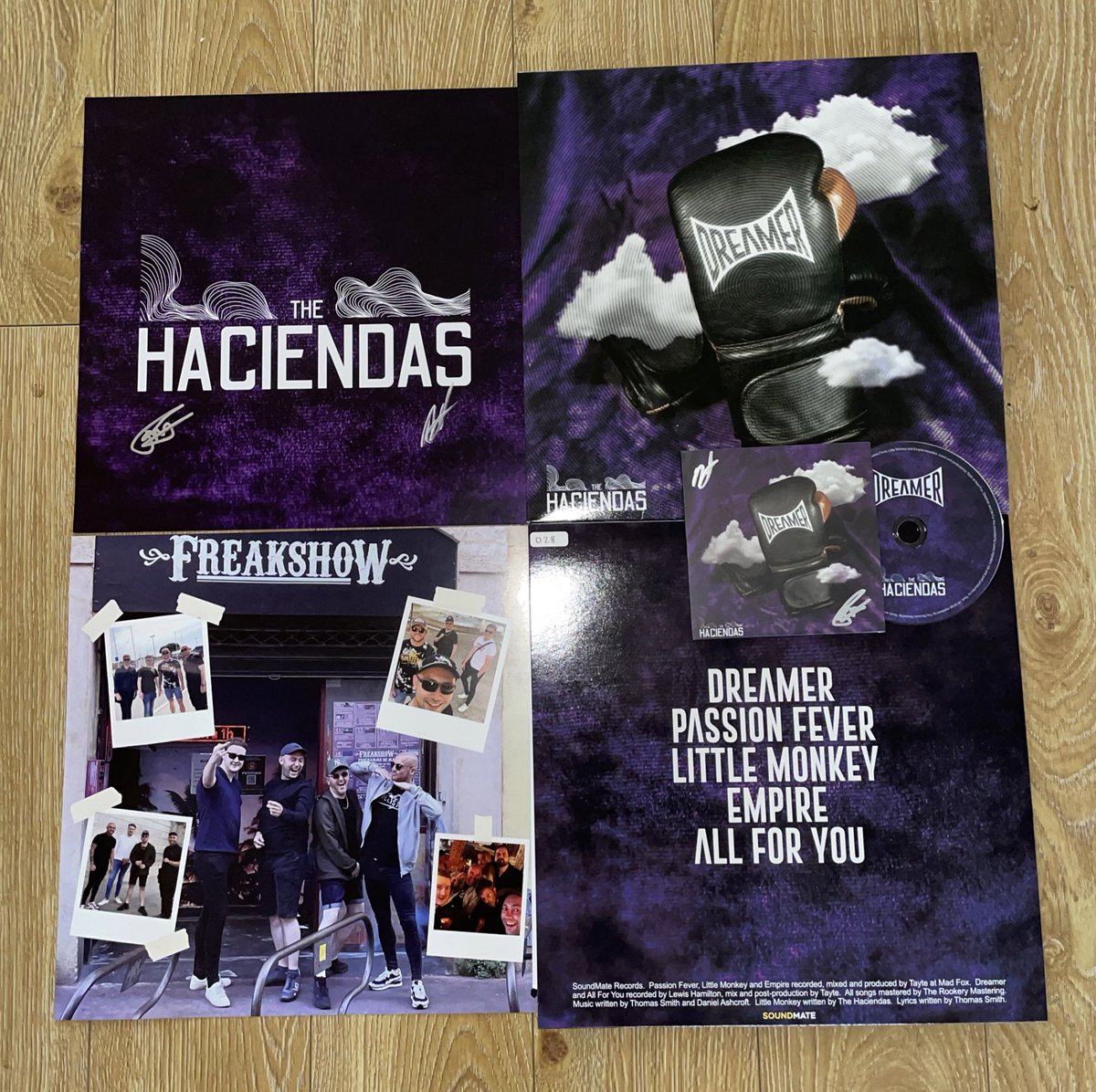 HaciendasThe's tweet image. We are posting out 25 of our Debut EP White Vinyls at dinner time, just 25 remain… currently going at just £10! Get your order in before 12 o clock and it will be on the way to you today!💜

PS. New music is ON THE WAY…🤫

store.thehaciendas.co.uk/product/dreame…