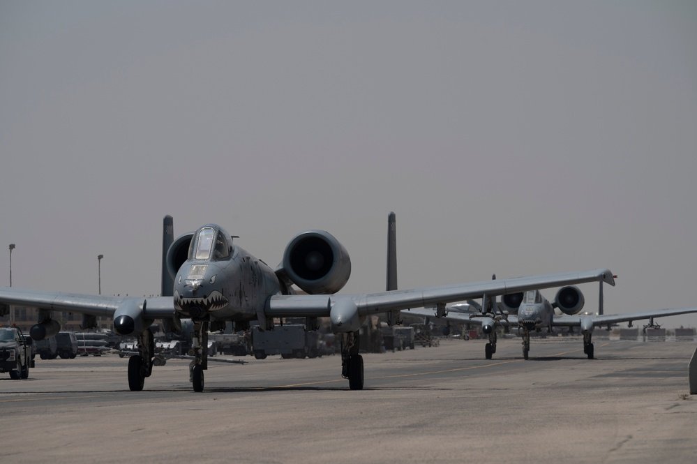 thewittynoise's tweet photo. #ExerciseBrightStar Update: @usairforce F-16 fighter jets and A-10 Thunderbolt CAS aircraft, deployed at the EAF Cairo West Airbase to take part in Exercise Bright Star 23.
(Check this out: @ShivAroor @mjavinod @alpha_defense @IAF_MCC) https://t.co/s3Tn0ztTb2