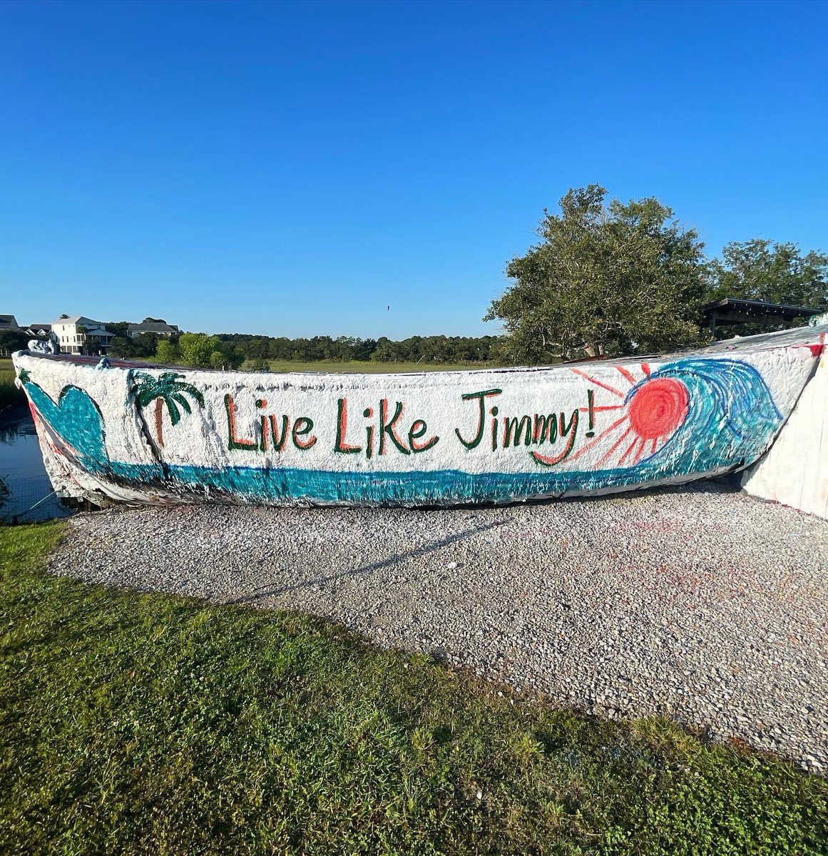 "Live like Jimmy" - Sometimes the Folly Boat says what we are all feeling  #follyboat #jimmybuffett #follybeach #charlestondaily #margarittaville
