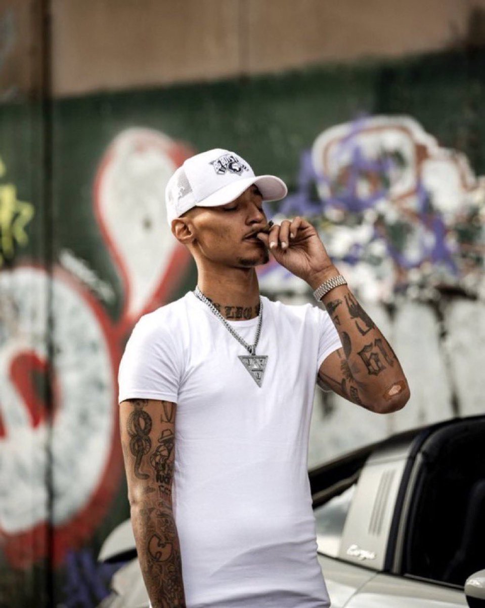 wrld_mag's tweet photo. Freeze Corleone sort son nouvel album dans une semaine.. 

                         “L’attaque des Clones” 

Ça s’annonce HISTORIQUE 🥶 https://t.co/UkYH5Ac4wn