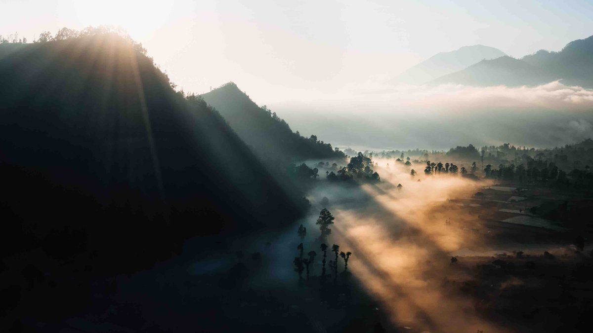 quantum_temple's tweet photo. Calling all visionaries! Your voice matters in shaping impactful change. Join us by taking our survey and be a part of our upcoming project. Let's make a difference together. π Click here: https://t.co/fC9iRXcPDB #QuantumTemple #EmpowerChange #ImpactNFT https://t.co/7Khe4CCV8i