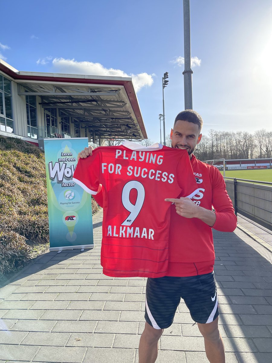 PfSAlkmaar's tweet photo. Bedankt ambassadeur @pantelis_hat voor je inzet voor Playing for Success!
We wensen je heel veel succes toe bij je nieuwe uitdaging bij Cagliari in de Serie A!
#ambassadeur #bedankt #playingforsuccess #lerenmeteenwowfactor #azalkmaar @azalkmaar https://t.co/yX08NcOIoq