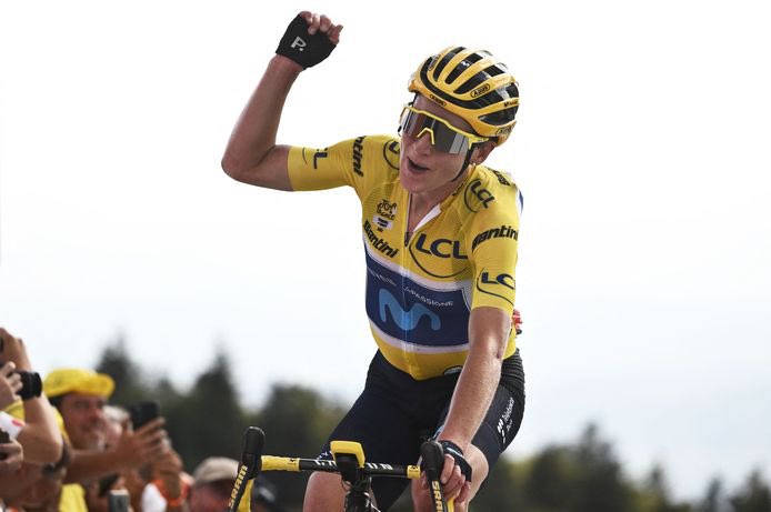 Movistar_Team's tweet photo. 🌈 Two World RR titles
🌈⏱️ Two World ITT titles
🥇🥈 Olympic gold and silver
💛 1 Tour de France
💖 4 Giri d’Italia
❤️ 1 La Vuelta + 2 Challenge by LV
👵 2 Liège
🌪️ 2 Strade
⛪️ 2 Ronde
1️⃣0️⃣4️⃣ wins

🐐 @AvVleuten 💙

#GraciasMiek https://t.co/Bg2OFEqaAH