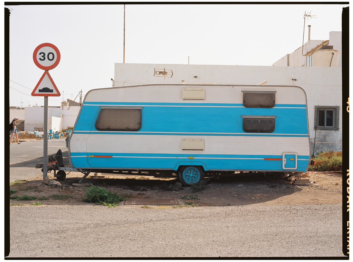 adrianromerocom's tweet photo. Unas analógicas de Fuerteventura con la Bronica ETRSI y un Kodak Ektar 100 📷🎞️

Revelado y escaneado en @REVELABstudio 

Más fotos analógicas en https://t.co/2NP3T0g3Xq https://t.co/mJNZqRcZ0p