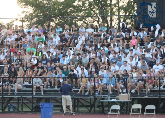 LVCathletics's tweet image. Last night all of our student-athletes gathered at Arnold Field for the SAAC Kickoff event! It was so great to see all of our teams together at one time!

#GoDutchmen / #GoLVC
