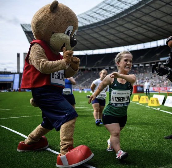 ParalympicsIRE's tweet photo. What did the mascot say to break Mary’s concentration? 😂🤔
@_MaryFitzG | #TheNextLevel | #TeamIreland | #RaisingANation https://t.co/azD1V0pjoc