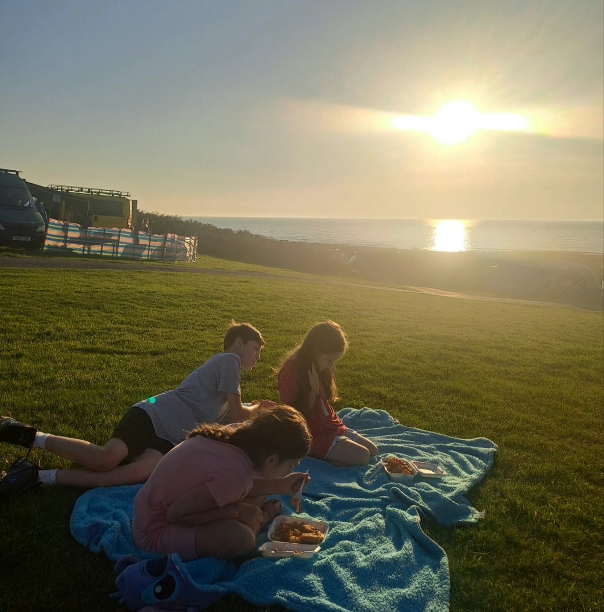 CScott23x's tweet photo. Shell Island...soaking up the last of the summer sun ☀️🌅❤️ https://t.co/ZoTsuTAOhC
