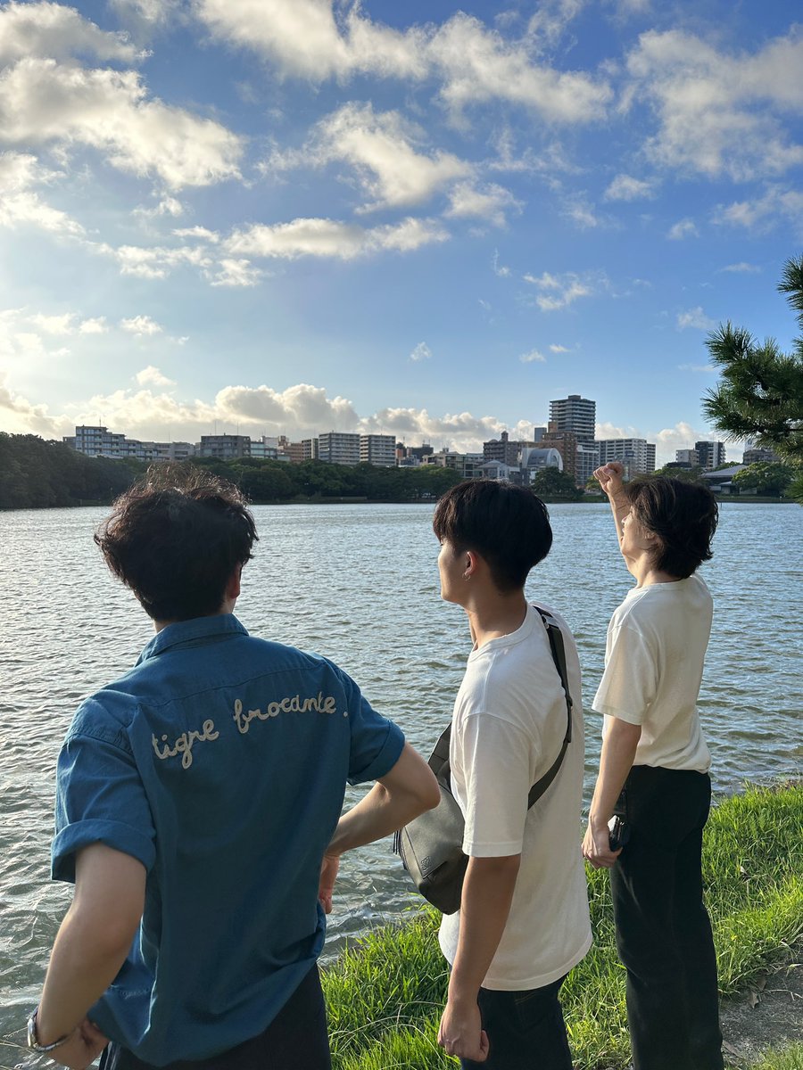 js_dhmm's tweet photo. they are happy im happy too 🤍 https://t.co/QSQOUrPNWX