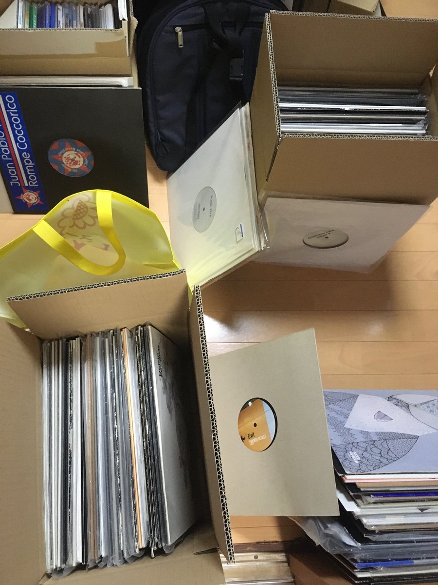 YAMASHITACID's tweet image. レコード整理a.k.a地獄の作業再び