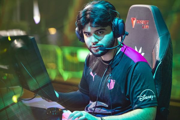 Professional Valorant player DaveeyS has passed away, KRU Esports announced this morning

He had just turned 23 years old. Rest in peace