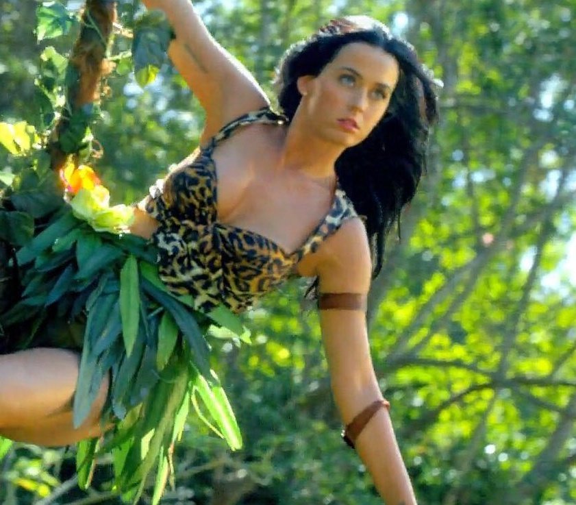 Roar” by #KatyPerry has reached 1 BILLION streams on Spotify. It's