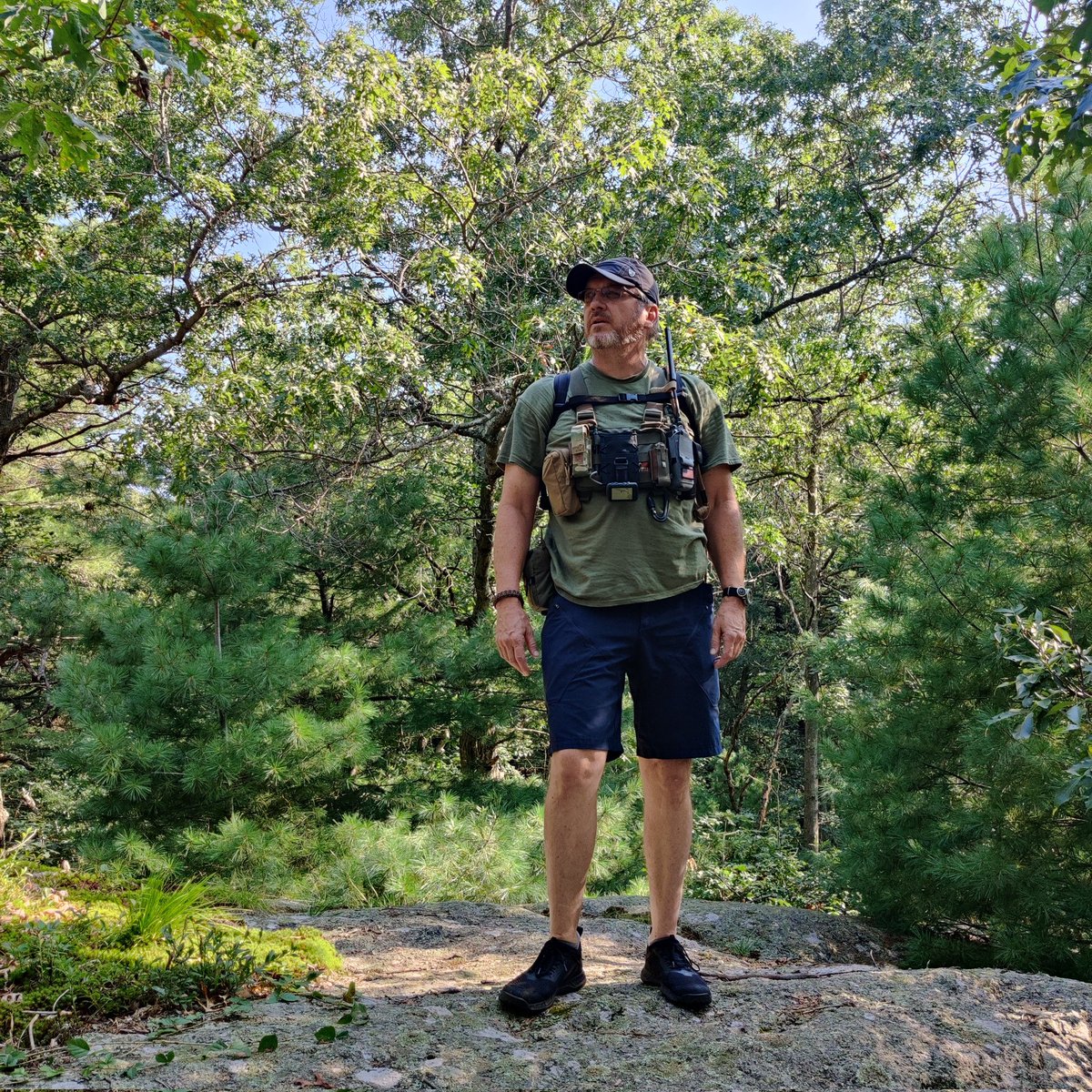 RickWheeler2010's tweet photo. Been waiting for the right day to sport the @DolioJ #TacticalWisdom T-Shirt. 👍👍

Battle belts don't have to sit in the closet till the #SHTF or just be used at the range. They make great hiking belts. I would argue better than the hiking fanny packs and belts. #TestYourPrep https://t.co/XJN6NSg0ka