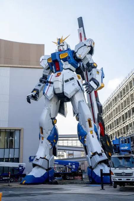 BosyaPerdana's tweet photo. Nu Gundam RX 93FF work in progress. So i love the gundam in fukuoka. this is my attempt to build one and my first time dealing with 3D printed parts (it's brittle af). https://t.co/XXdJmZyvaz