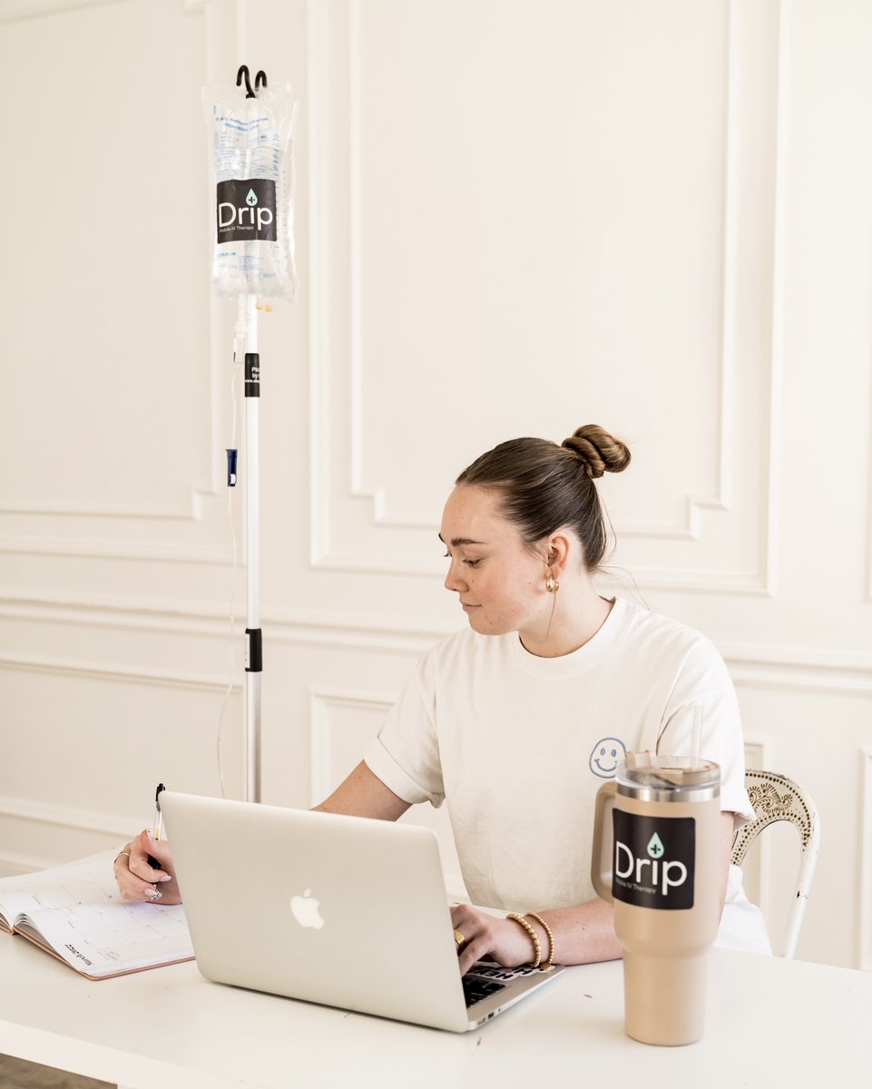 IvUtah's tweet image. Utah, energy like you've never felt is just a call away! Our mobile IV offers you the ultimate convenience — top-notch medical assistance right in your living room.

It's time you discovered the DrpIV way of life! 💧

 #drpiv #drpivutah #drpividaho #mobilewellness  #alternativeme