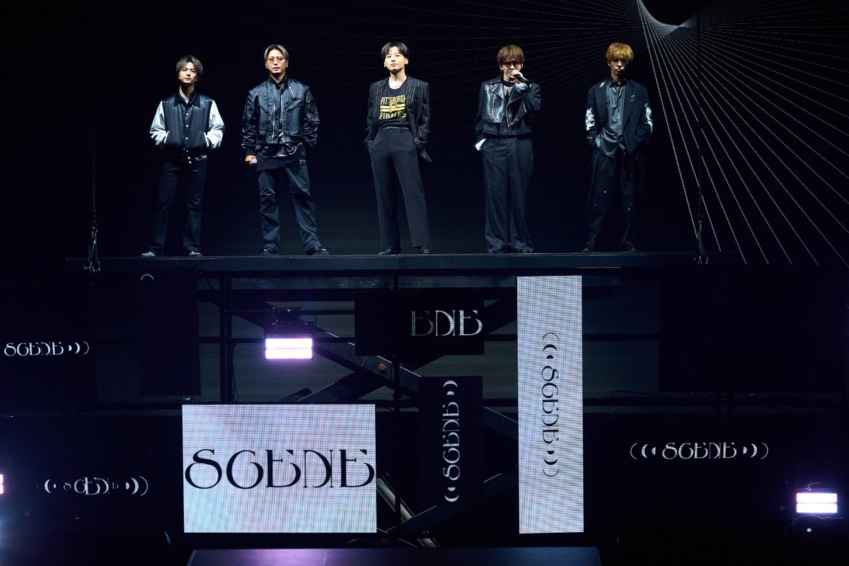 oricon's tweet photo. Da-iCE、10周年となる来年1月に
7年ぶり《武道館公演》開催 ㊗

花村想太、グループへの熱い思い✨
「この5人じゃなくちゃ意味がない」

全国ツアーでサプライズ❗️ライブレポ
https://t.co/IcPYUAcre8

#DaiCE #Da_iCE #Da_iCE_ARENATOUR2023 @Da_iCE_STAFF https://t.co/1DH0iycr1F