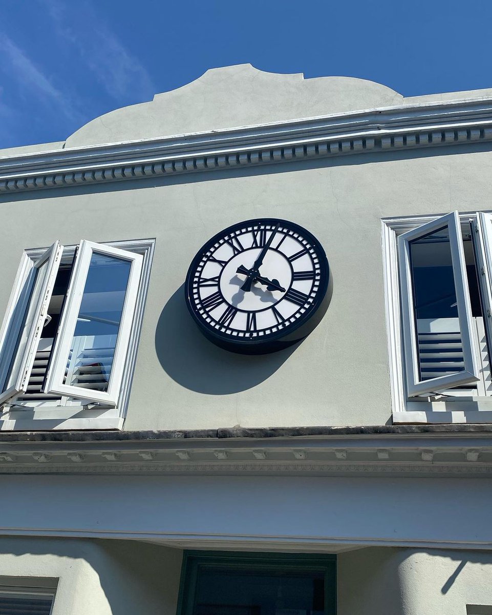 Visit Midhurst tweet media