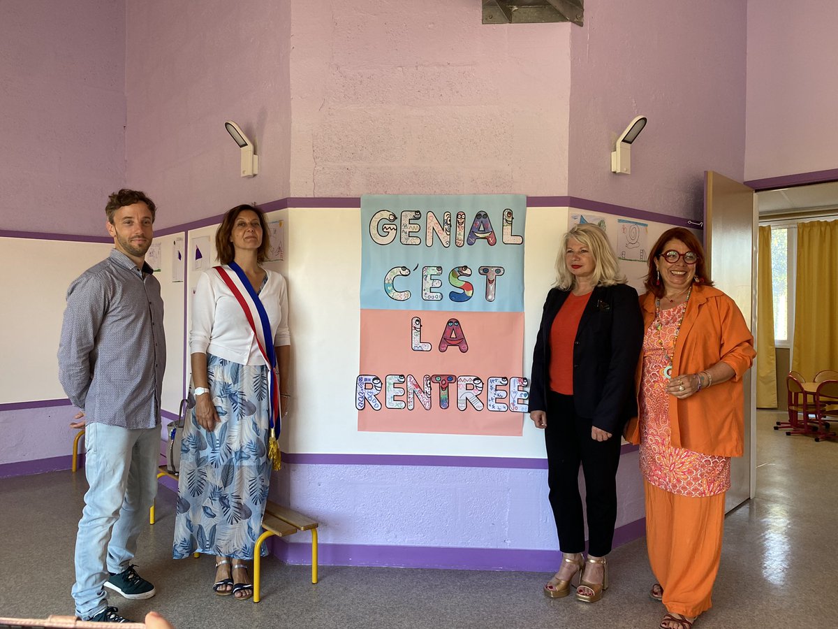 NCPA_Normandie's tweet photo. [RETOUR EN IMAGES]

Ce matin, près de 473 élèves ont fait leur rentrée des classes dans les écoles intercommunales #NCpa à Escoville et Dozulé ! #Dozule

Nous souhaitons une bonne rentrée des classes de tous les élèves du territoire !  💼☀️ https://t.co/QTsFzi1sFn