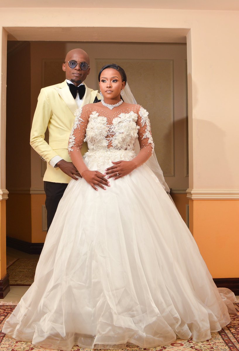 𝐒𝐢𝐦𝐢𝐬𝐨 𝐒𝐢𝐦𝐞𝐥𝐚𝐧𝐞 tweet media