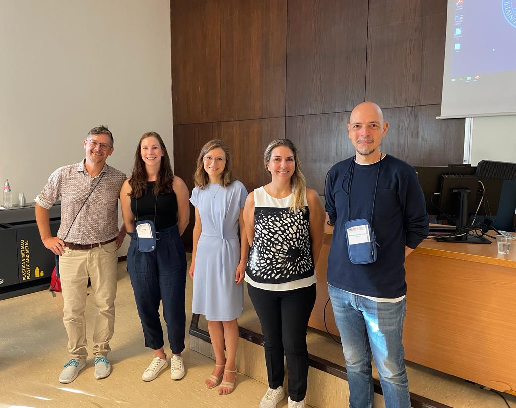 Wonderful experience with eminent colleagues at #IPOS2023, in ACT based intervenciones symposium with <a href="/LouiseHall_7/">Louise Hall</a>, Gregor Weissflog, Christina Sauer and Maria Karekla