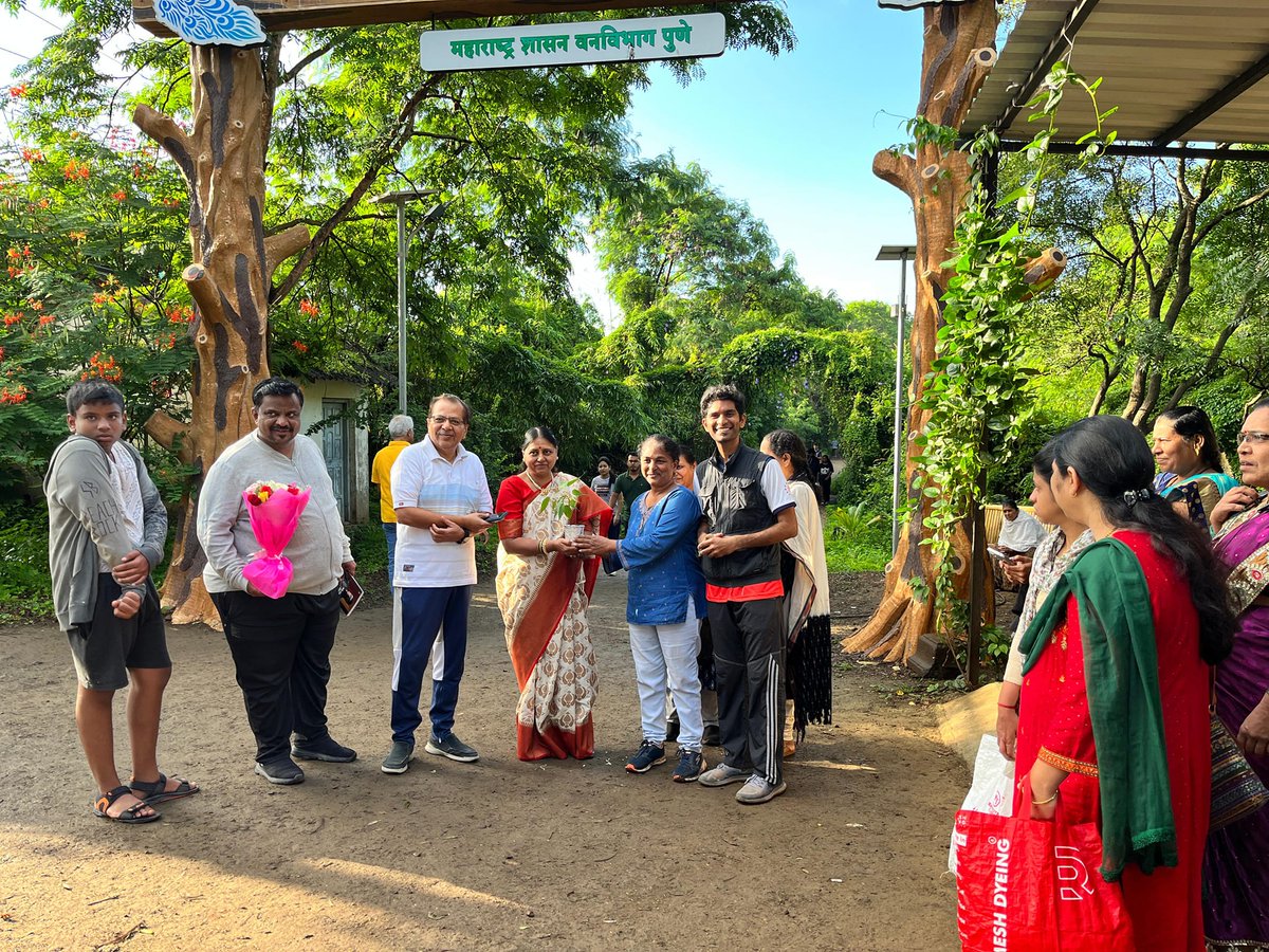 DoSaveIt's tweet photo. "If you want Fruits then plant Trees!"
Tree Plantation at Taljai with Forest Dept.Pune &amp; Abhinav Education Society's College of D Pharmacy, Narhe
#CleanAndGreen
#BeatPlasticPollution
#PlantAndGrowTrees #BePartOfSoltionNotPollution #DeputyConservatorOfForestPune #ForestOfficePune https://t.co/NSXb1DTXdk