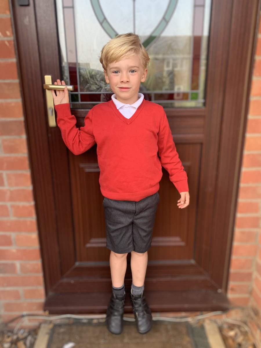 LSPage1's tweet photo. #BacktoSchool2023 Year 2 and 4! ❤️ #stukeleycreativechallenges @SMeadowsSchool https://t.co/GBE28NCk4t
