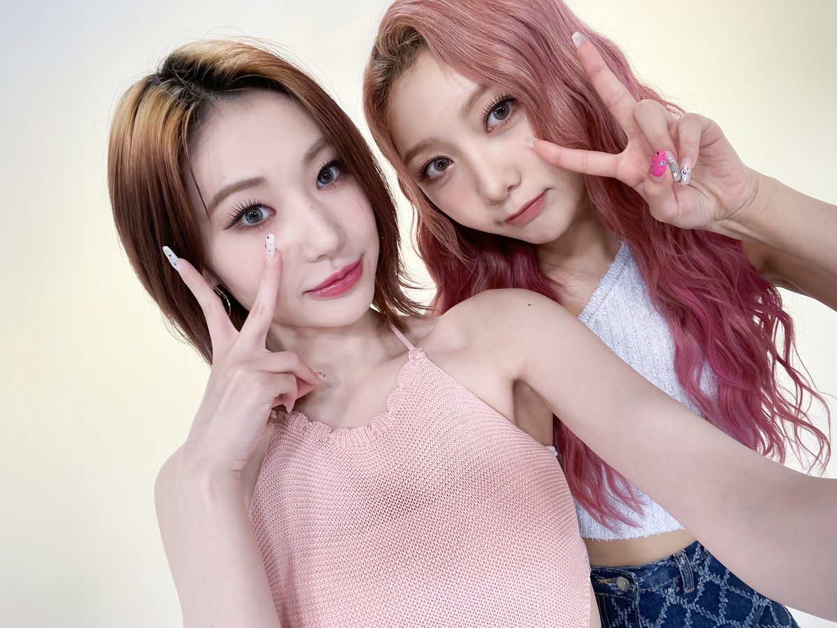 5ecretNumber's tweet photo. [*****]

벌칙 음료는 쓰지만🤣
MC민지니와 함께하는 시간은 달달하다( •͈ᴗ-)ᓂ-ෆ

#SECRET_NUMBER #시크릿넘버
#JINNY #진희 #MINJI #민지
#시크릿투어 #SecretTour https://t.co/oDDfpTiUZu