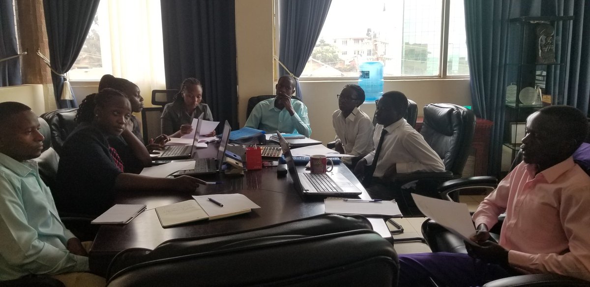 OPTSOLCONSULT5's tweet photo. Blessed new week # monday meeting # Always deliver more than expected https://t.co/OwNhQ0xlr6