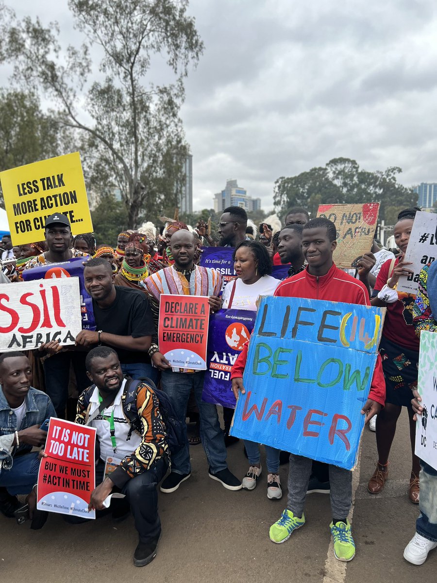 AfricansRising's tweet photo. We are the people!

We are the decision makers! 

The conversation about #ClimateJustice should be people led NOT government closed-door, street-barricades conversations! 

🚨 We are the CHANGE!! 

#AfricansRising #AfricaClimateSummit 
#DontGasAfrica #EndFossilFuels 
#StopEACOP https://t.co/ydH5qFX09w
